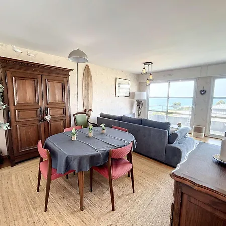 2 Pres De La Avec Balcon, Ascenseur, Garage Et Wi-fi Gratuit - Fr-1-361-487 *