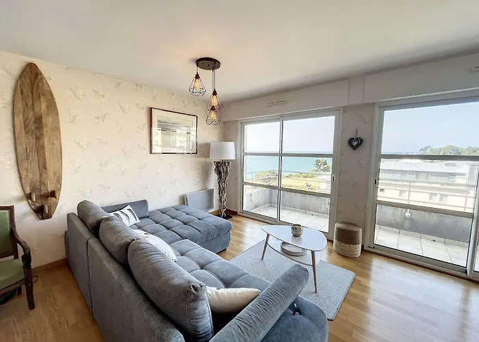 2 Pres De La Avec Balcon, Ascenseur, Garage Et Wi-fi Gratuit - Fr-1-361-487