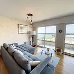 2 Pres De La Avec Balcon, Ascenseur, Garage Et Wi-fi Gratuit - Fr-1-361-487
