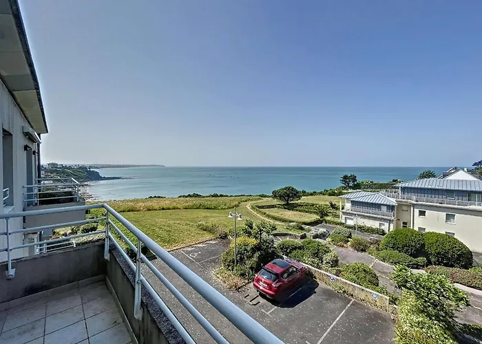 2 Pres De La Avec Balcon, Ascenseur, Garage Et Wi-fi Gratuit - Fr-1-361-487 Apartman Granville