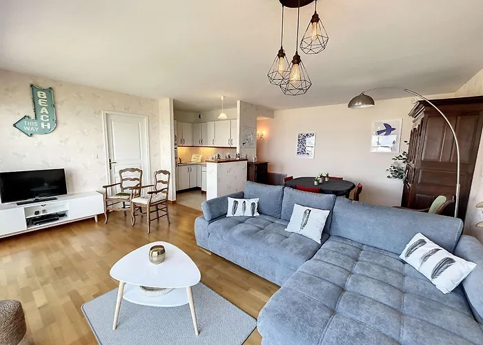 2 Pres De La Avec Balcon, Ascenseur, Garage Et Wi-fi Gratuit - Fr-1-361-487 Гранвиль